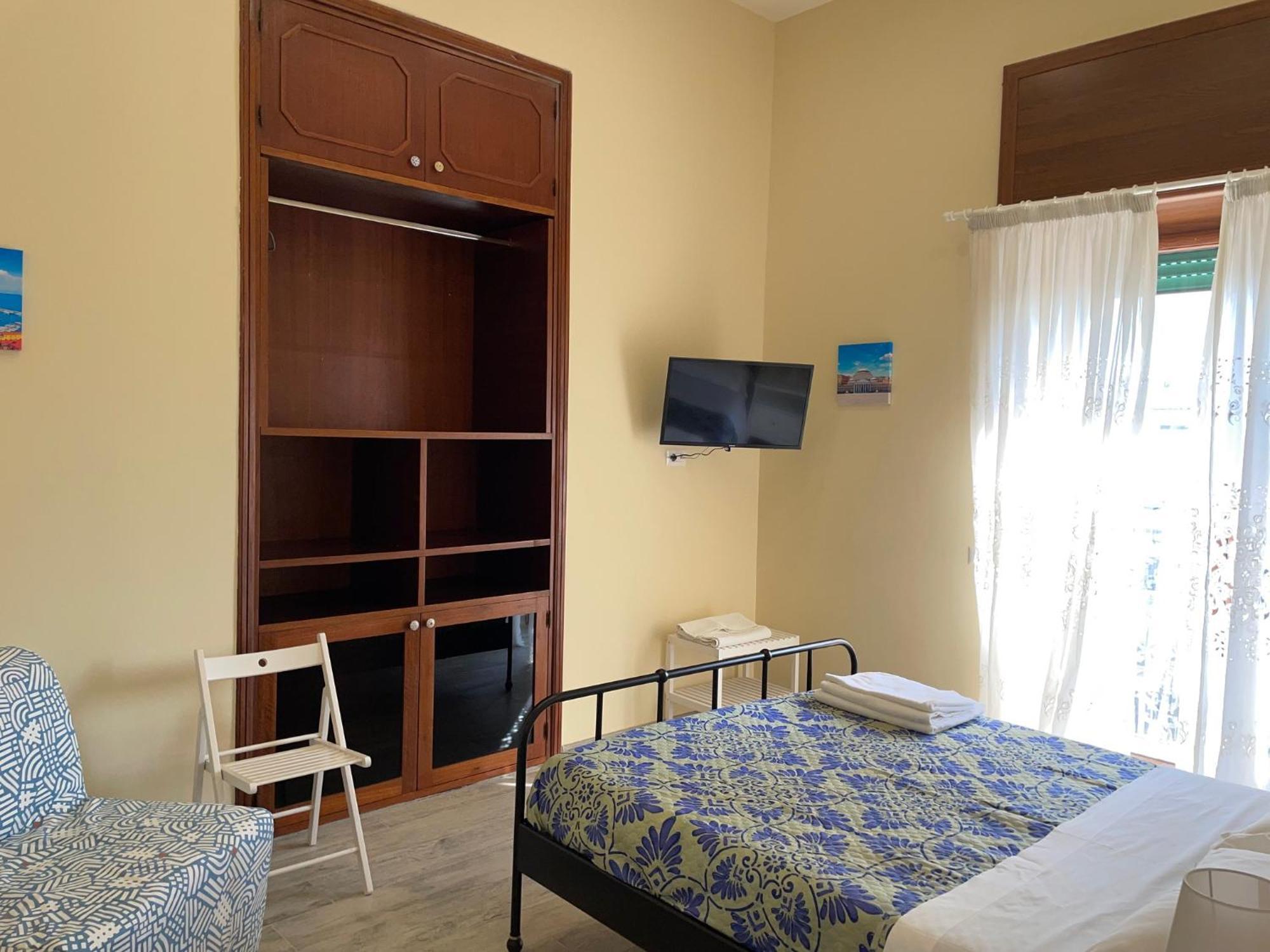شقة Elena House نابولي المظهر الخارجي الصورة