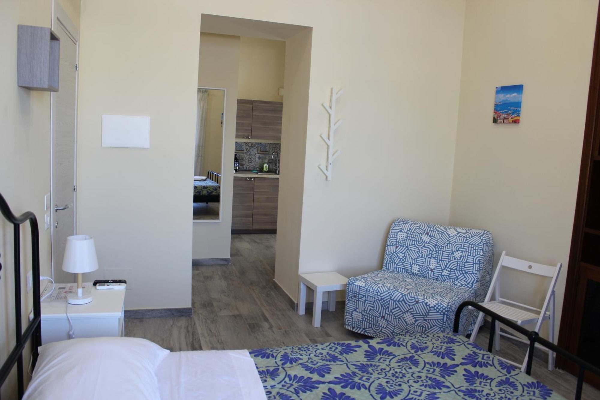 شقة Elena House نابولي المظهر الخارجي الصورة